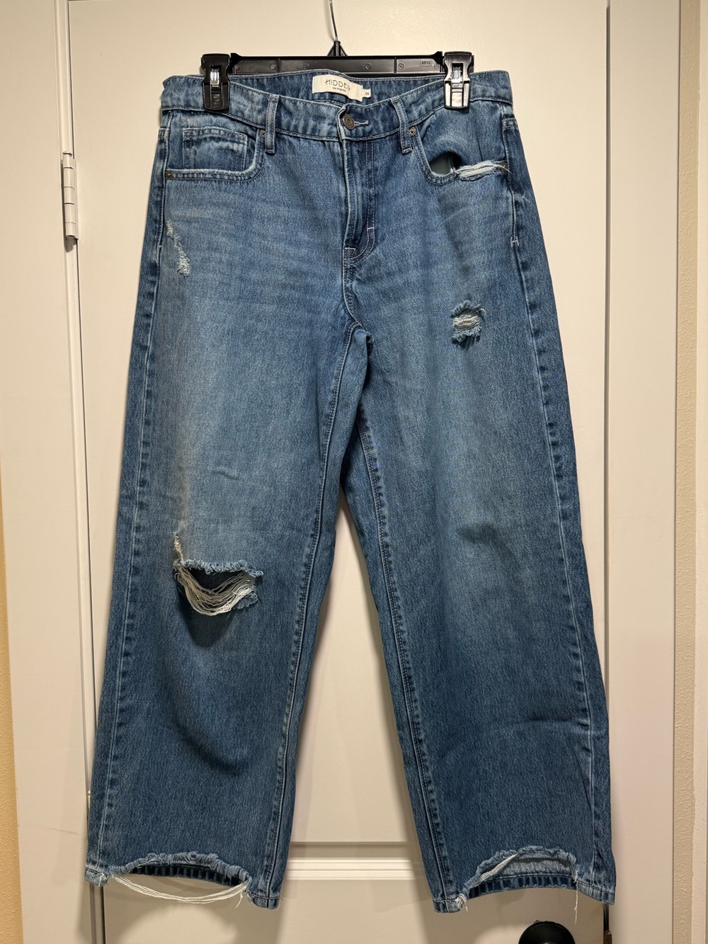 Like new Hidden Jeans